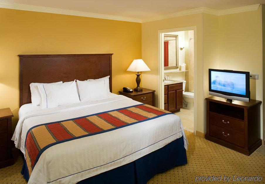 Towneplace Suites By Marriott San Antonio Airport Room photo